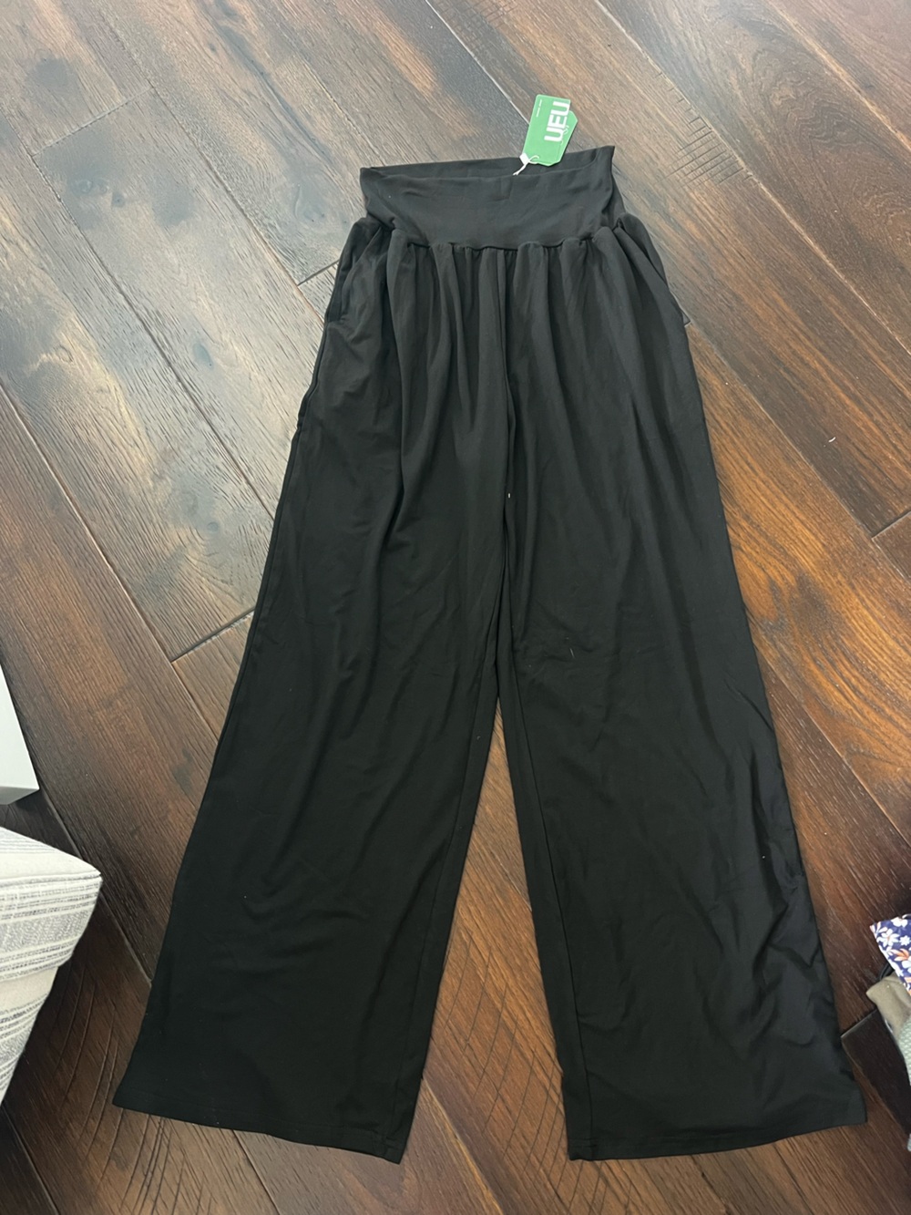 Black Wide-Leg Women's Pants